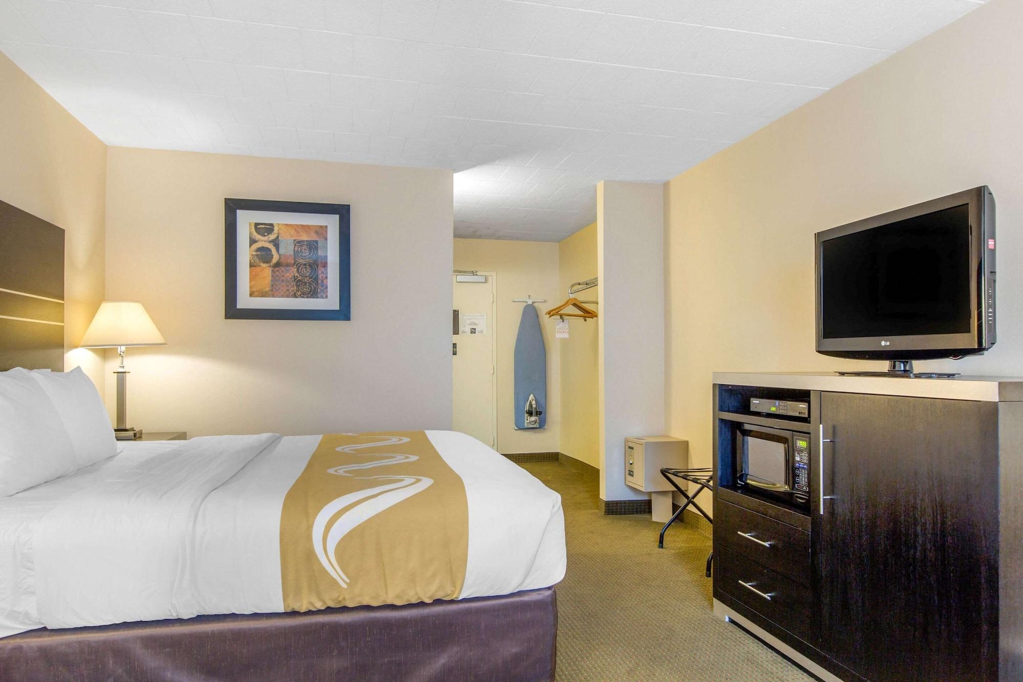 Quality Inn Ledgewood - Dover Bagian luar foto